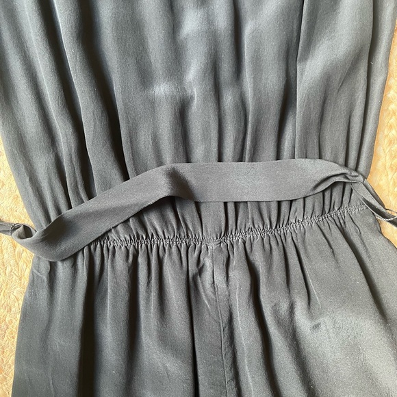 Aritzia Babaton Black Silk Jumpsuit Size XS - Picture 7 of 8